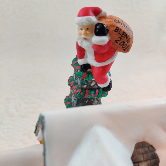 Starbucks Rare 2001 Christmas Sumatra Coffee Blend Lighted Santa House Vintage - Picture 2 of 16